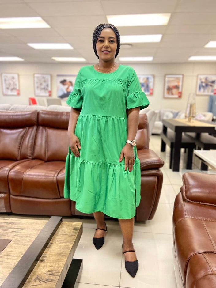 Women's Short Sleeve Ruffle Dress with Loose High-Waist Design