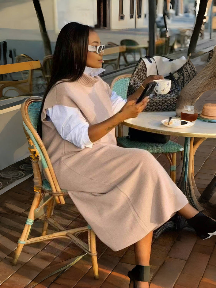 Sleeveless Loose-Fit Dress - Paired with Long-Sleeve Inner Layer Design