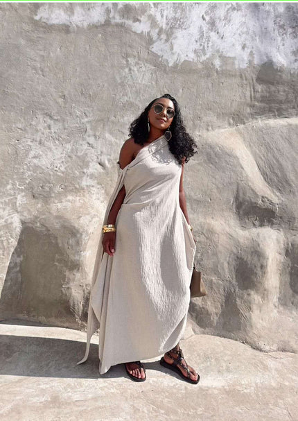 One-Shoulder Asymmetric Long Dress with Layered Hemline and Elegant Silhouette