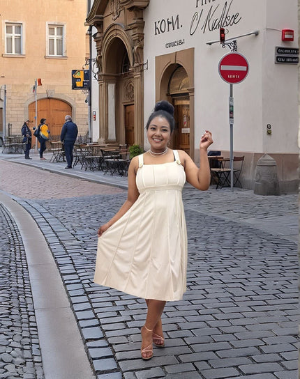 Sleeveless High-Waist Pleated Dress