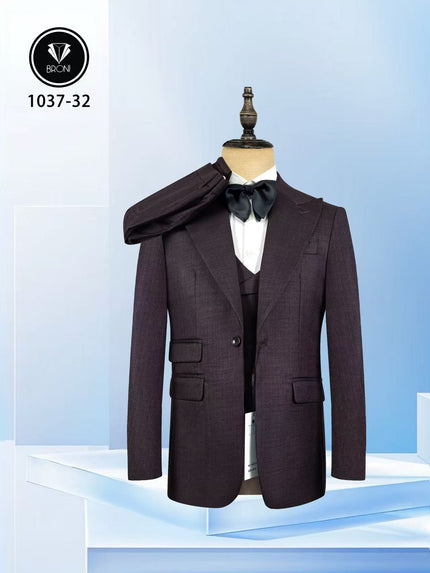 Men's slim-fit dark peak lapel 3-piece suit with vest and bow tie