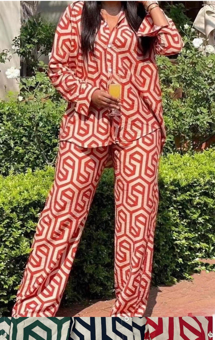 Geometric twin set printed shirt and wide-leg trousers in red and white