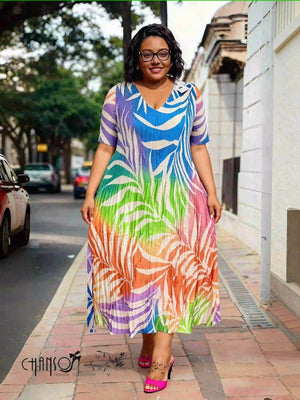 Plus size pleated midi dress with leaf print, V-neck and short sleeves, multicolor