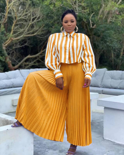 Striped High-Neck Long Sleeve Blouse with Wide-Leg Pleated Trousers in Modern Style