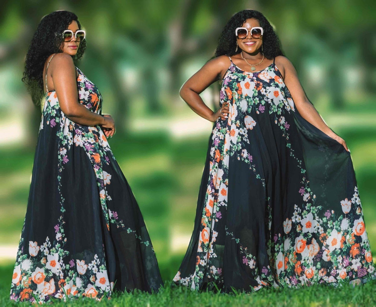 Elegant Floral Print Spaghetti Strap Maxi Dress with Fitted Bodice and Flowy Hem