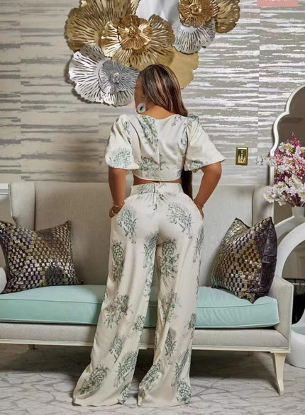 Floral twin set with puff sleeves and wide-leg pants in light cream, green print
