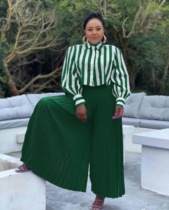 Striped blouse and pleated trousers set, dark green