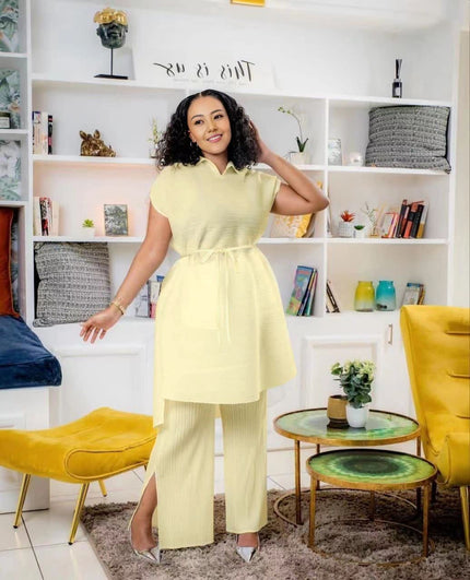 Light-yellow pleated twin set top with adjustable waist and matching wide-leg pants