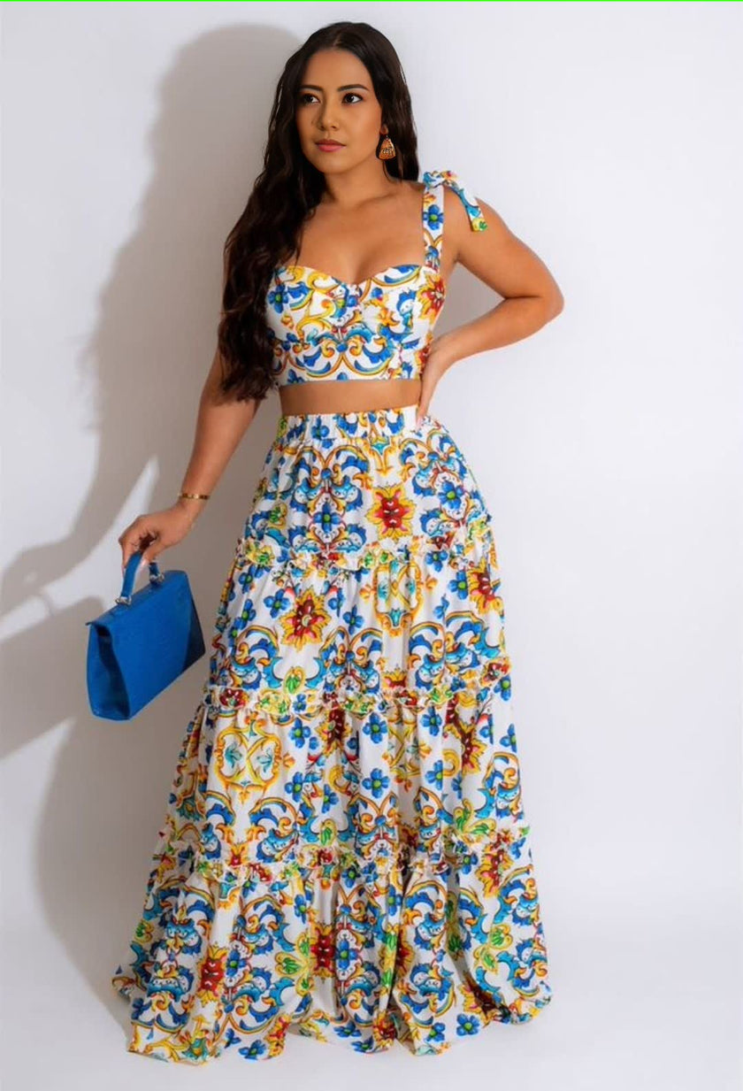 Floral Print Two-Piece Ensemble with Cropped Top and High-Waisted Maxi Skirt
