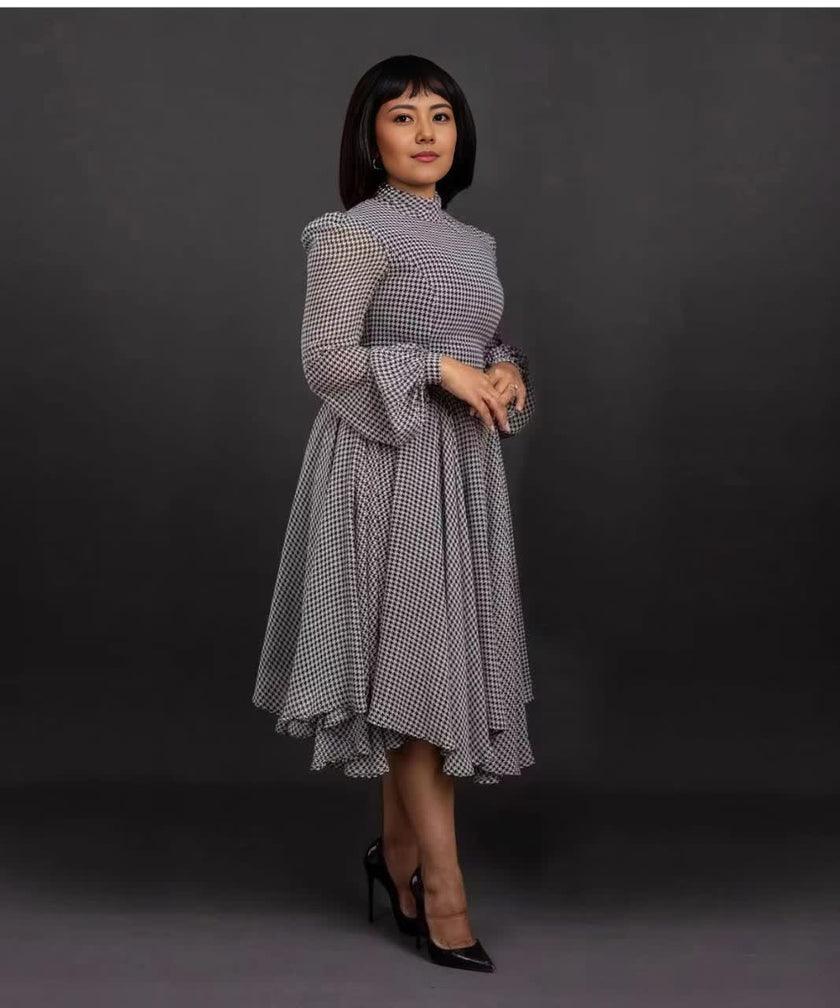 Checkered midi dress with ruffle puff sleeves and gathered waist, flared skirt