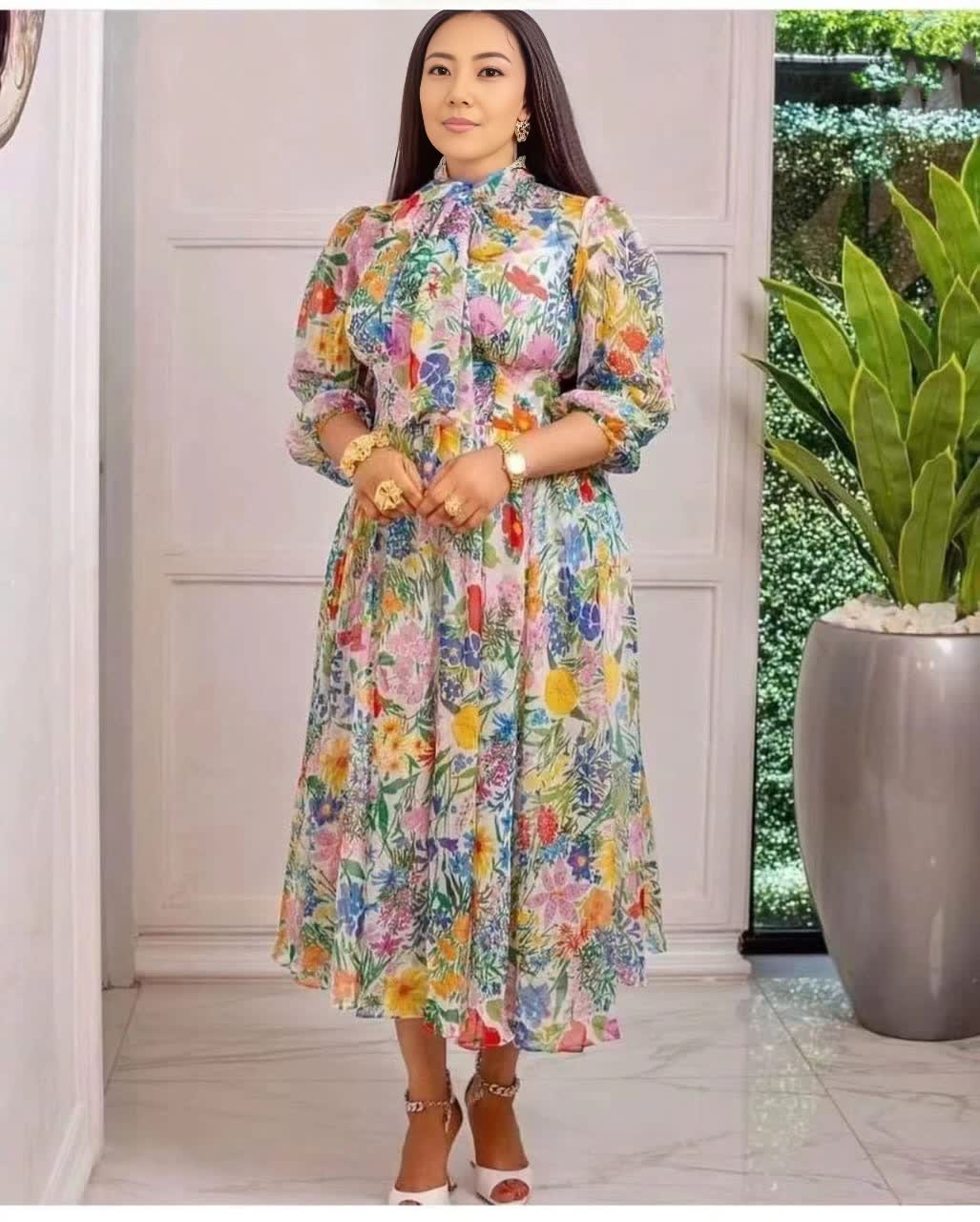Floral midi dress with puff sleeves, high neck and tie waist, multicolor print