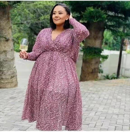 Plus size midi dress, purple-pink speckle print, V-neck and gathered waist, long sleeves