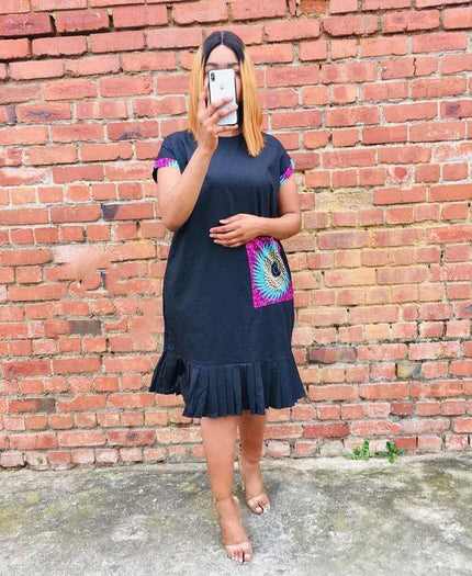 Dark navy pleated hem dress with short sleeves and colorful side pocket