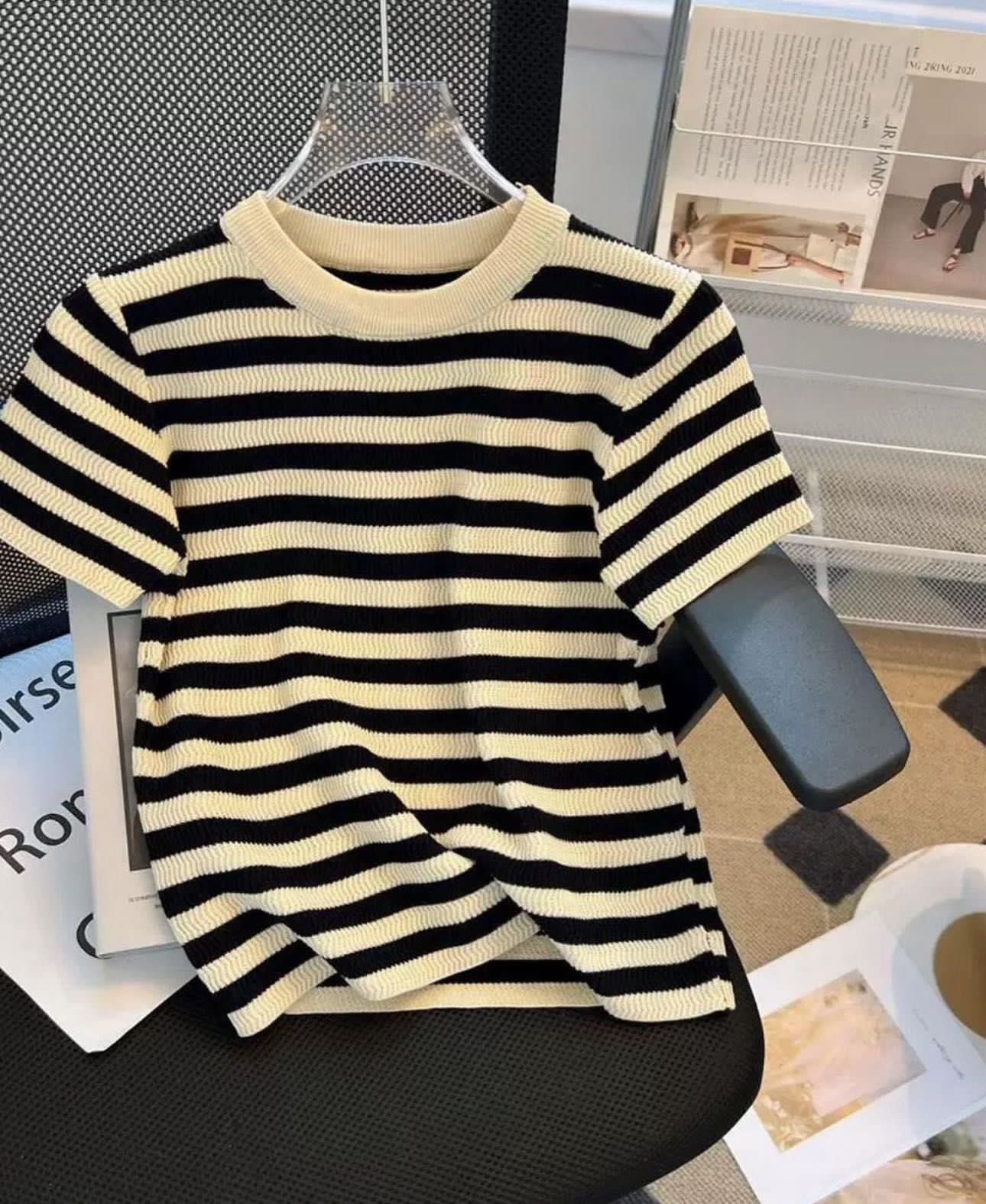 Round Neck Short Sleeve  Striped Knitted Top