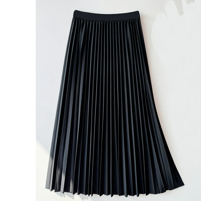 Black pleated midi skirt with elastic waistband