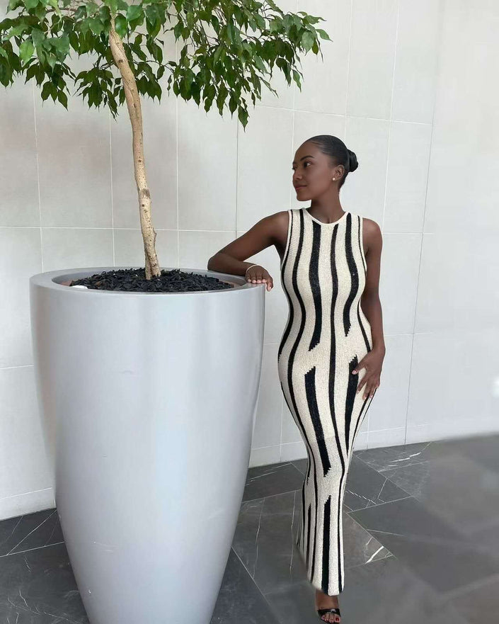 Slim Fit Maxi Knitted Dress, Classic Black and White Stripes