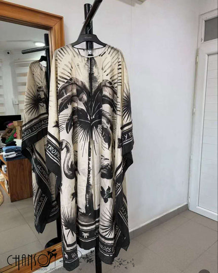 Kaftan dress with tropical flamingo print, loose V-neck sleeves