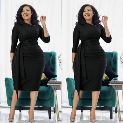 Slim-fit midi dress in black with waist tie, pleated waist, and side slit