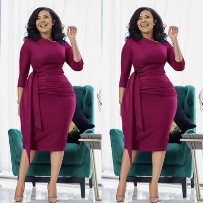 Slim-fit midi dress in maroon with waist tie and pleated front panels