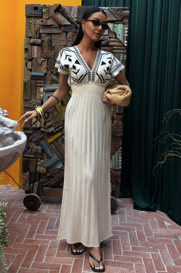 Women's Knitted Maxi Dress with Geometric Pattern