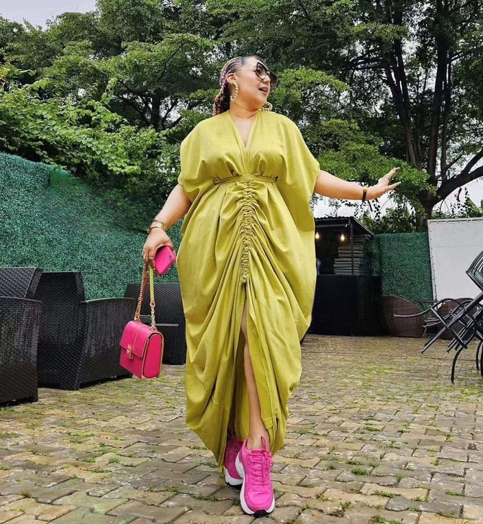 Loose Dress with Ruched Design and Slit