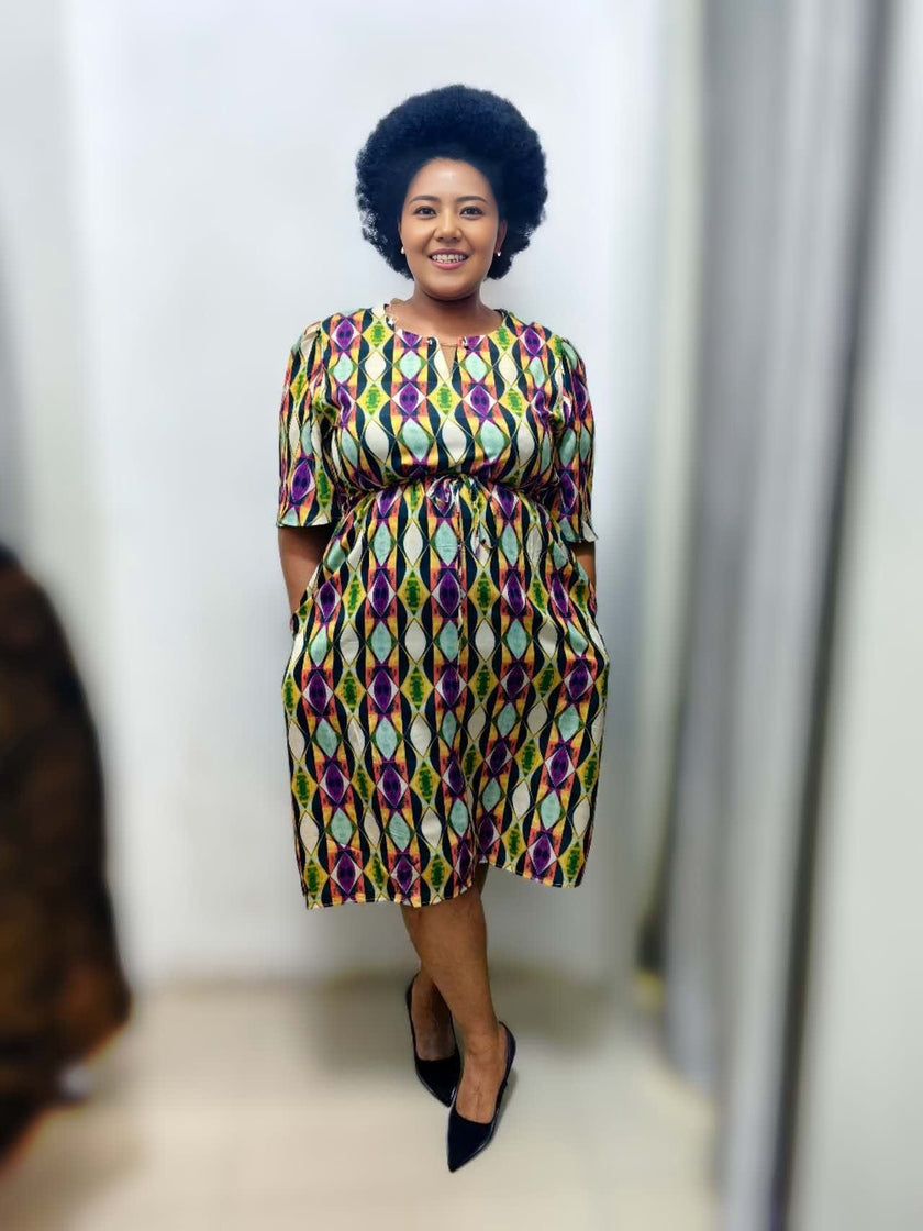 Printed midi dress, colorful diamond pattern, short sleeves, stretch waist