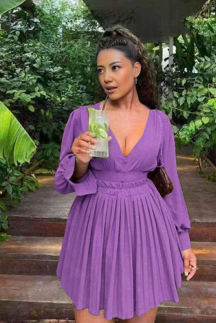 Pleated mini dress with V-neck, long sleeves, gathered waist, purple