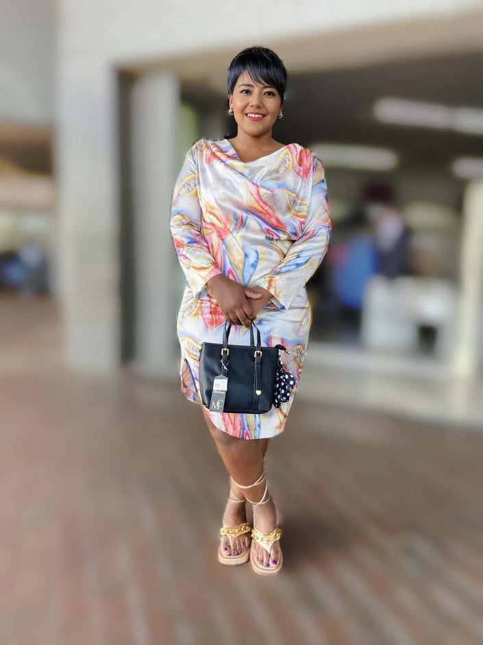 Abstract printed long-sleeve loose dress with multicolor swirl pattern, round neck