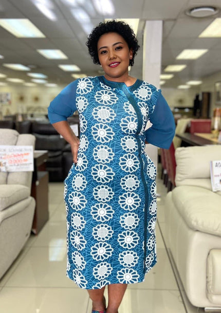 Plus-size floral midi dress, deep-sky-blue with white circular floral print, 3/4 sleeves