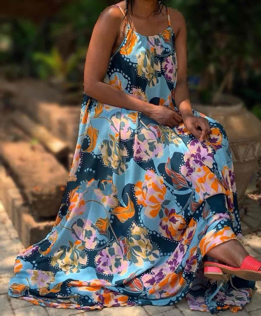 Floral maxi dress with adjustable straps, sleeveless, blue with multicolor blooms