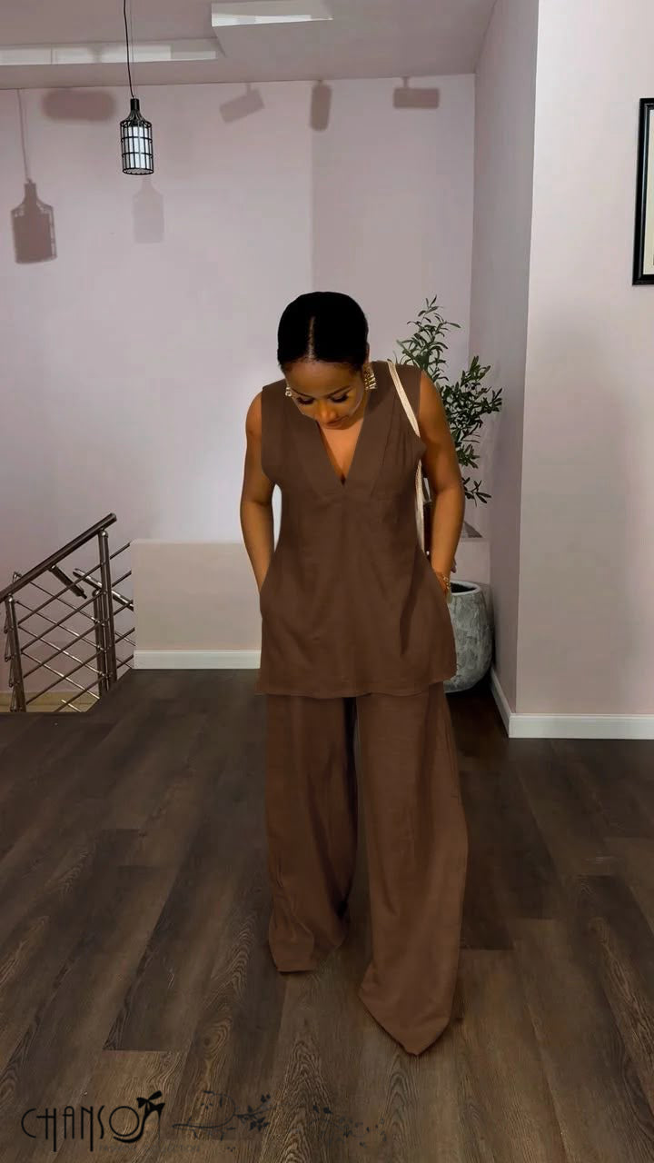 Women's coffee sleeveless V neck tunic and wide leg pants set with side pockets