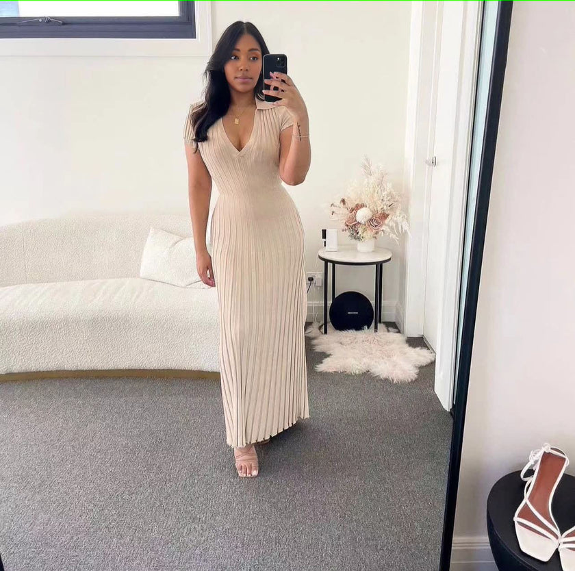 V-Neck Ribbed Knit Maxi Dress with Short Sleeves