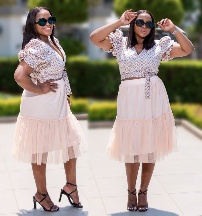 Twin set with puff sleeves blouse and pleated midi skirt