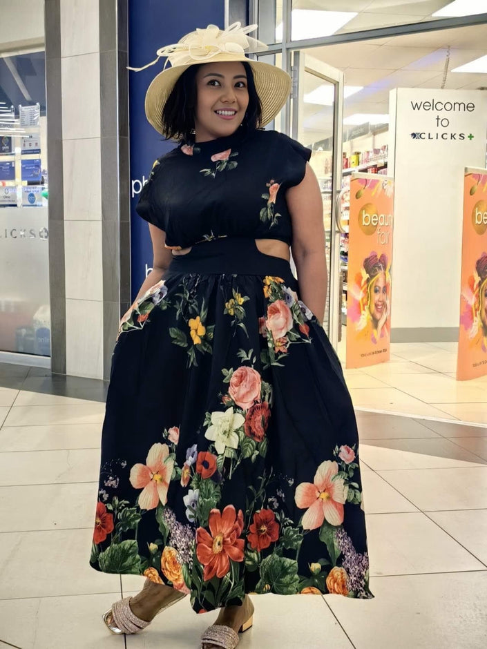 Black midi floral twin set dress with short sleeves and pleated skirt
