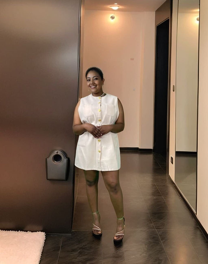 Sleeveless Mid-Length Dress - Front Yellow Button Accents and Slim Waist Belt Design