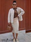 Light collarless quilted jacket with front zipper and diamond stitch quilting