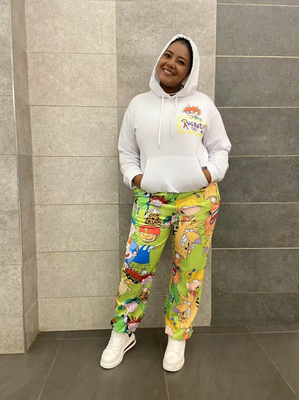 Cartoon hoodie and pants twin set, white zipless hoodie with logo pocket; colorful cartoon print pants