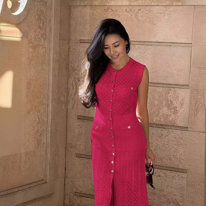 Rose-red sleeveless knit maxi dress with front buttons and textured fabric