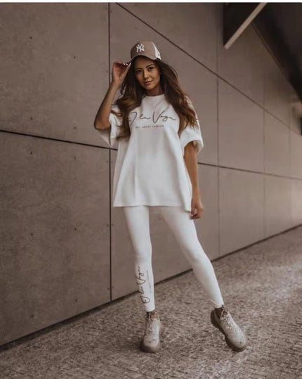 White printed short-sleeve top and matching leggings set with script logo