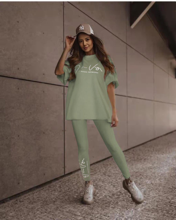 Pale-green printed twin set: T-shirt and leggings with white logo print