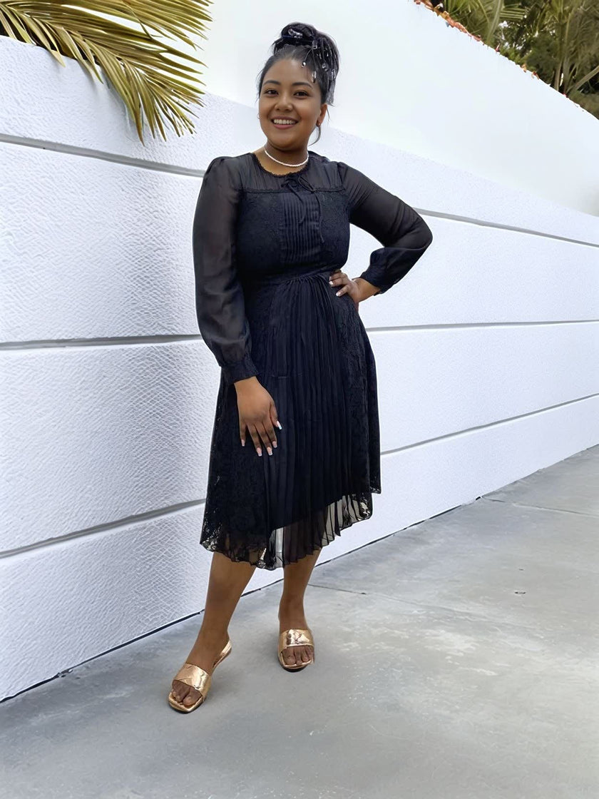 Black midi lace pleated dress with gathered waist and long sleeves