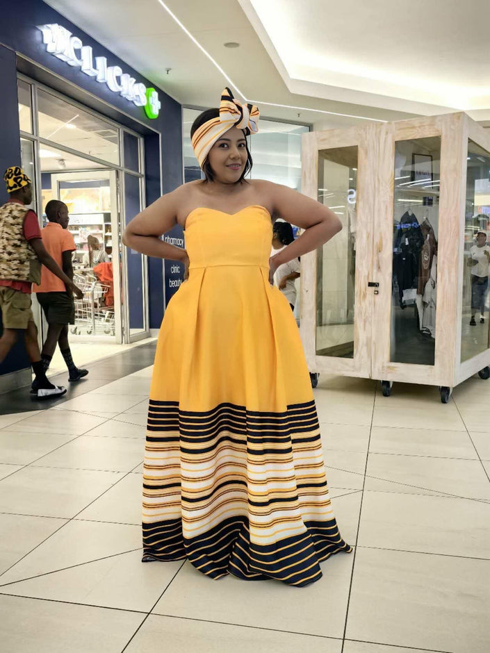 Striped Flare Skirt Strapless Dress