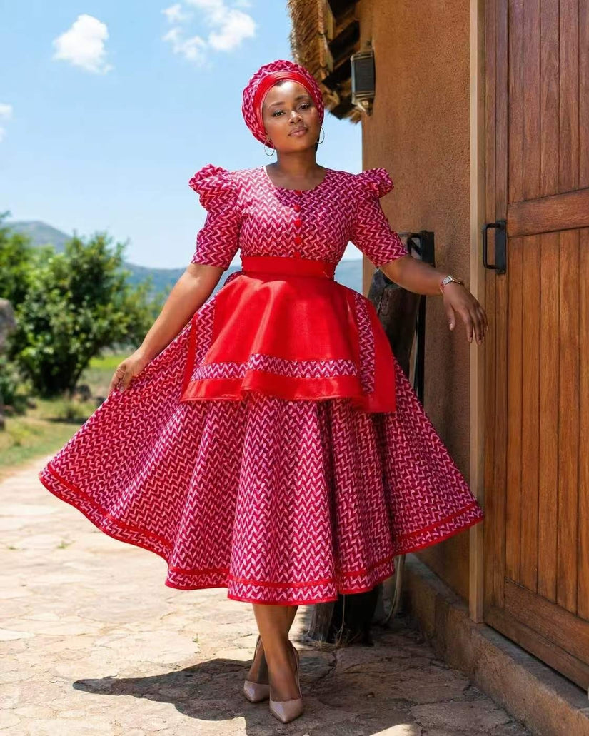 Red geometric print women's African traditional dress