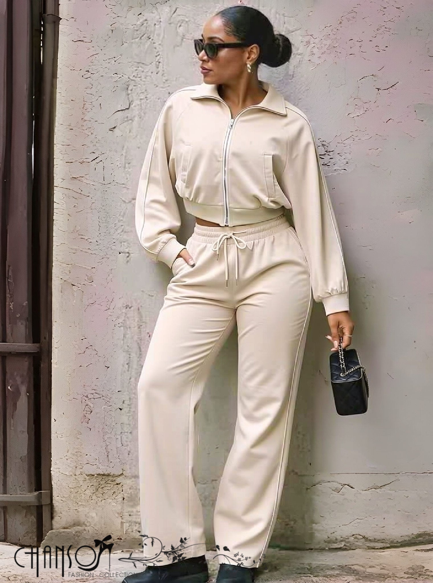 Cropped zip jacket and drawstring pants set, nude
