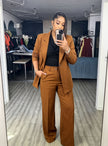 Solid color three-piece blazer and wide leg trouser women's suit set - view 3