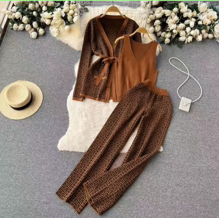 Brown knit cardigan vest and trousers set, geometric pattern, tied cardigan, sleeveless top