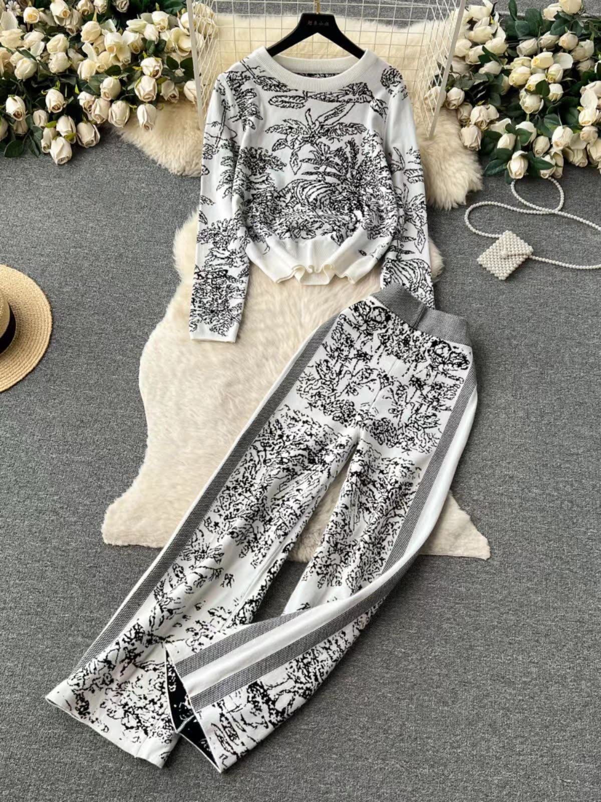 Botanical print twin set: long-sleeve top and wide-leg pants, white with black
